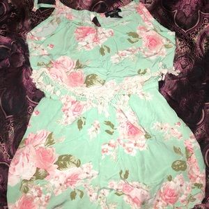 ~TRADE~ XS Rue21 Romper